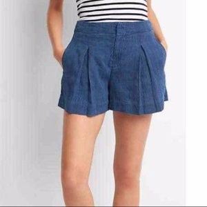 Gap Shorts NWT